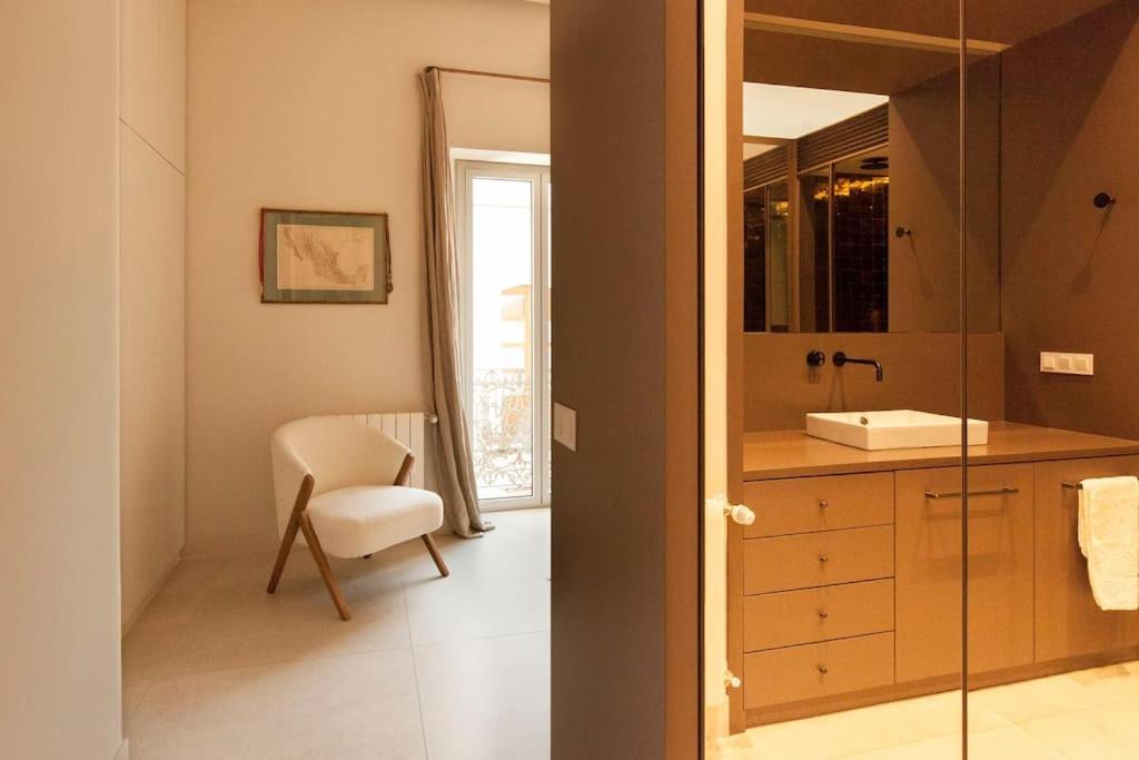 Exclusiva Casa Con Terraza Séville